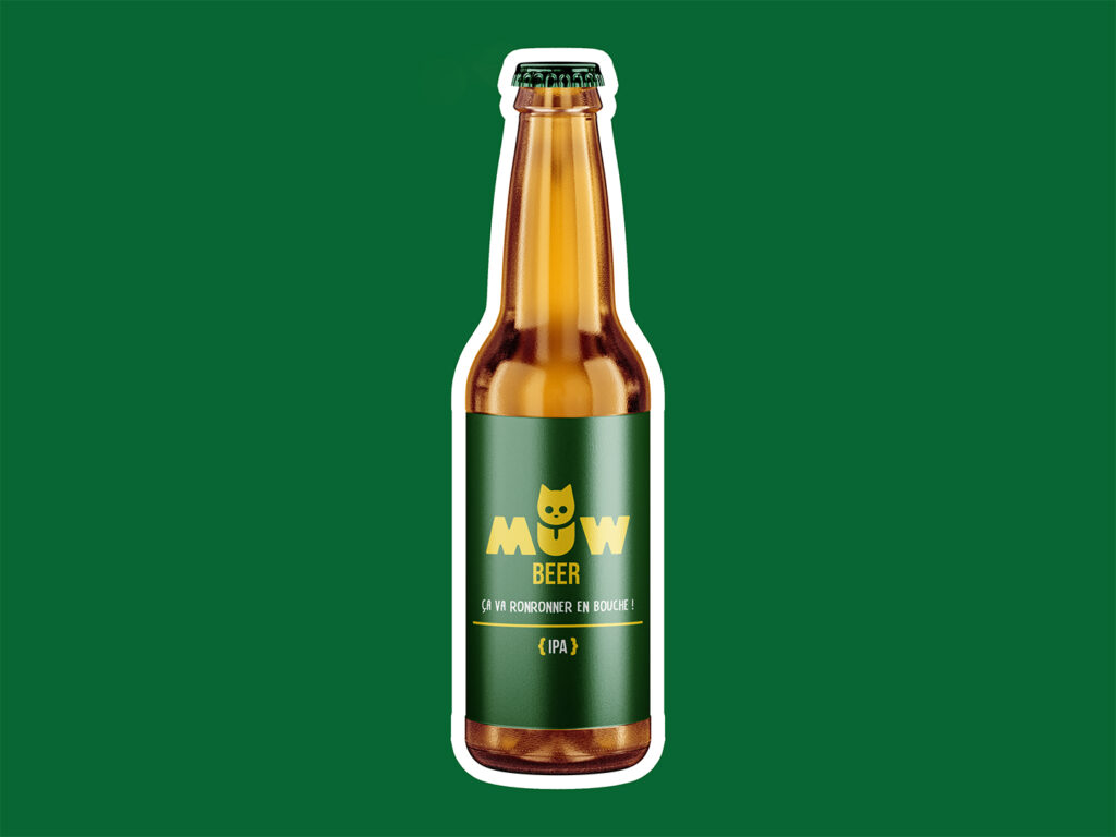 MÜW BEER : bouteille de bière IPA artisanale avec étiquette verte “MÜW BEER” et mention “IPA”.